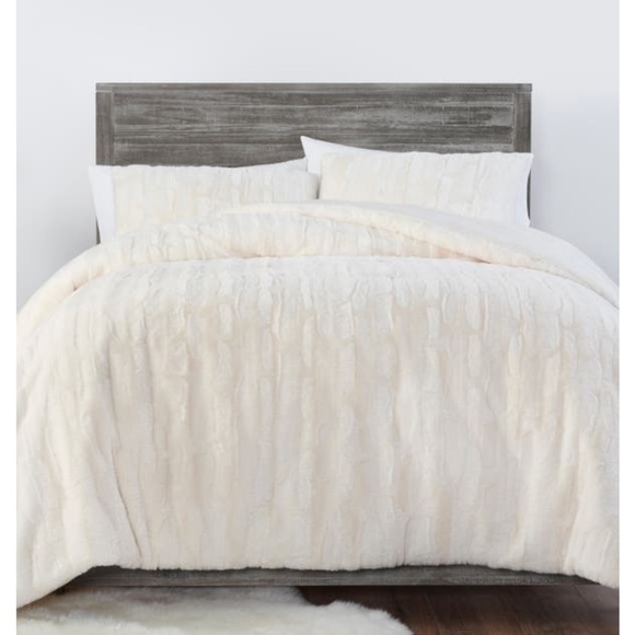 UGG Bedding Ugg Alondra Faux Fur Comforter Sham Set Poshmark